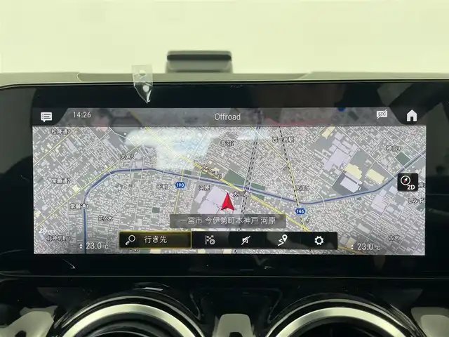 メルセデス・ベンツ Ｂ１８０ 愛知県 2021(令3)年 2.5万km ポーラホワイト ・18インチAMGアルミ/・革巻ステアリング/・マルチビームLEDヘッドライト/・アダプティブハイビームアシストプラス/・アクティブブレーキアシスト/・アクティブディスタンスアシスト・ディストロニック/・ブラインドスポットアシスト/・レーンキーピングアシスト/・アクティブステアリングアシスト/・ハーフレザーシート/・10.25インチディスプレイ/・フルセグTV/・メモリー付パワーシート（前席）/・シートヒーター （前席）/・パワーバックドア/・純正ドライブレコーダー/・ETC