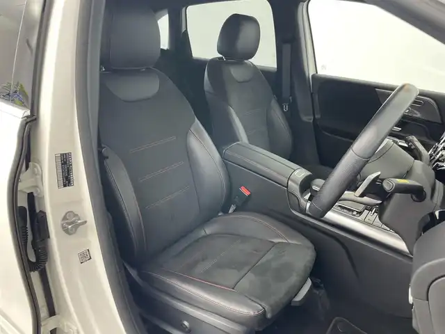 メルセデス・ベンツ Ｂ１８０ 愛知県 2021(令3)年 2.5万km ポーラホワイト ・18インチAMGアルミ/・革巻ステアリング/・マルチビームLEDヘッドライト/・アダプティブハイビームアシストプラス/・アクティブブレーキアシスト/・アクティブディスタンスアシスト・ディストロニック/・ブラインドスポットアシスト/・レーンキーピングアシスト/・アクティブステアリングアシスト/・ハーフレザーシート/・10.25インチディスプレイ/・フルセグTV/・メモリー付パワーシート（前席）/・シートヒーター （前席）/・パワーバックドア/・純正ドライブレコーダー/・ETC