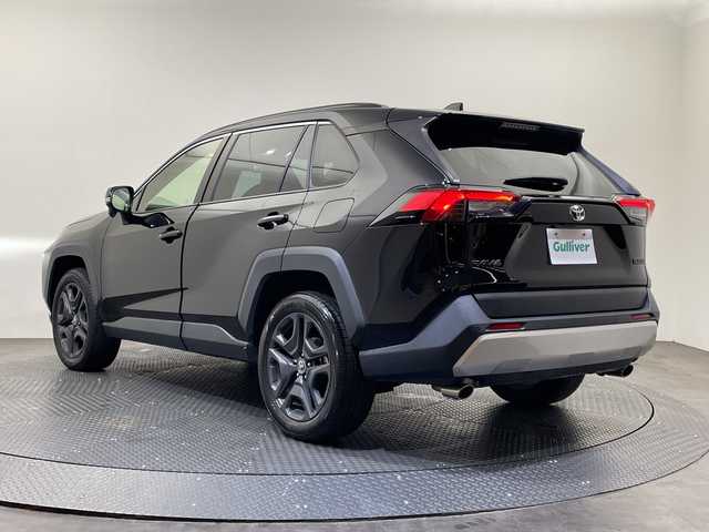 トヨタ ＲＡＶ４ アドベンチャー 愛媛県 2022(令4)年 3.2万km アティチュードブラックマイカ /純正9インチメモリーナビ//フルセグテレビ/Bluetooth/DVD//バックカメラ//LEDヘッドライト//デジタルインナーミラー//レザーシート//シートヒーター/エアシート//ステアリングヒーター//トヨタセーフティセンス//ブラインドスポットモニター//ETC//ドライブレコーダー//ルーフレール//スマートキー