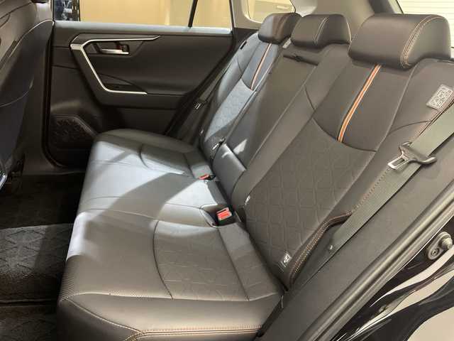 トヨタ ＲＡＶ４ アドベンチャー 愛媛県 2022(令4)年 3.2万km アティチュードブラックマイカ /純正9インチメモリーナビ//フルセグテレビ/Bluetooth/DVD//バックカメラ//LEDヘッドライト//デジタルインナーミラー//レザーシート//シートヒーター/エアシート//ステアリングヒーター//トヨタセーフティセンス//ブラインドスポットモニター//ETC//ドライブレコーダー//ルーフレール//スマートキー