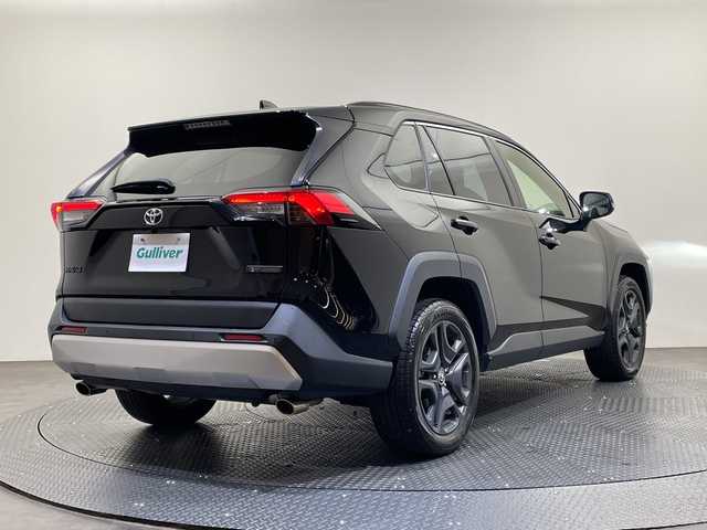 トヨタ ＲＡＶ４ アドベンチャー 愛媛県 2022(令4)年 3.2万km アティチュードブラックマイカ /純正9インチメモリーナビ//フルセグテレビ/Bluetooth/DVD//バックカメラ//LEDヘッドライト//デジタルインナーミラー//レザーシート//シートヒーター/エアシート//ステアリングヒーター//トヨタセーフティセンス//ブラインドスポットモニター//ETC//ドライブレコーダー//ルーフレール//スマートキー