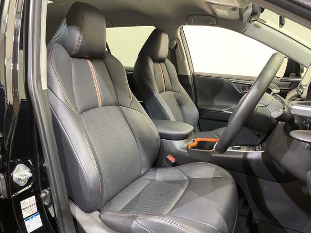 トヨタ ＲＡＶ４ アドベンチャー 愛媛県 2022(令4)年 3.2万km アティチュードブラックマイカ /純正9インチメモリーナビ//フルセグテレビ/Bluetooth/DVD//バックカメラ//LEDヘッドライト//デジタルインナーミラー//レザーシート//シートヒーター/エアシート//ステアリングヒーター//トヨタセーフティセンス//ブラインドスポットモニター//ETC//ドライブレコーダー//ルーフレール//スマートキー