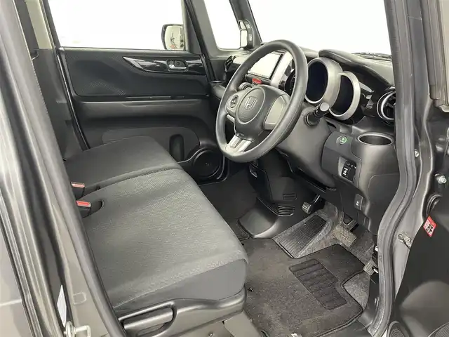 ホンダ Ｎ ＢＯＸ カスタム G Lパッケージ 埼玉県 2012(平24)年 4.3万km ポリッシュドメタルメタリック 社外ナビ　/　　AM/FM/ＣＤ／ＤＶＤ／ＢＴ　/バックカメラ/前方ドライブレコーダー　/パワースライドドア　/ステアリングリモコン　/純正フロアマット　/社外アルミホイール　/オートライト　/キセノンヘッドライト　/フロントフォグランプ/ウィンカーミラー/ドアバイザー/プッシュスタート/スマートキー