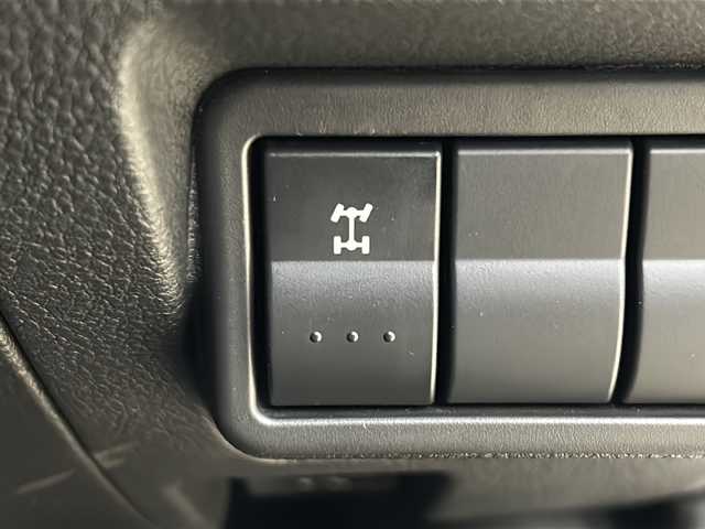 マツダ ベリーサ e－4WD 道央・札幌 2004(平16)年 4万km モイストシルバーメタリック ・4WD/・純正CD/MD/・キーフリーシステム/・電格ミラー/・フロントフォグ/・冬タイヤ社外14インチAW積込