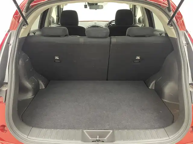 日産 ジューク 15RX Vセレクション 兵庫県 2016(平28)年 6.5万km ラディアントレッド 純正SDナビ(CD/DVD/フルセグ/Bluetooth)/バックカメラ/前方ドライブレコーダー/純正17インチアルミホイール/HIDヘッドライト/衝突被害軽減ブレーキ/オートライト/純正フロアマット/スマートキー/レーンキープアシスト/ETC