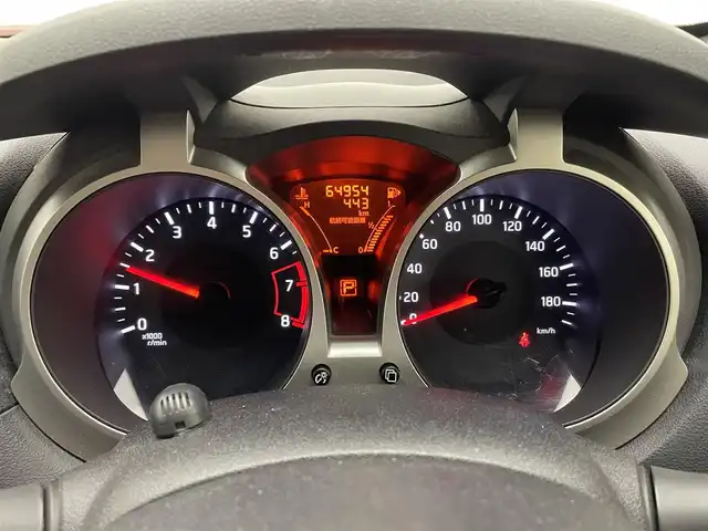 日産 ジューク 15RX Vセレクション 兵庫県 2016(平28)年 6.5万km ラディアントレッド 純正SDナビ(CD/DVD/フルセグ/Bluetooth)/バックカメラ/前方ドライブレコーダー/純正17インチアルミホイール/HIDヘッドライト/衝突被害軽減ブレーキ/オートライト/純正フロアマット/スマートキー/レーンキープアシスト/ETC