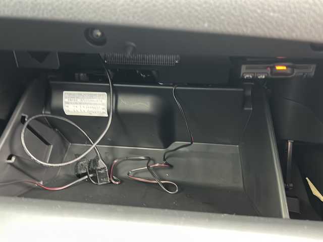 日産 エクストレイル ハイブリッド 20X エマージェンシーブレーキ 埼玉県 2016(平28)年 5.8万km ブリリアントホワイトパール ワンオーナー　/ＥＴＣ　/バックカメラ　/純正ナビ　/純正フロア　/純正オーディオ　/シートヒータ　/ＴＶ／ＦＭ／ＡＭ／ＳＤ／ＡＵＸ／ＢＴ／ＤＶＤ／ＣＤ　/ＨＤＣ　/横滑り防止　/電動リアゲート/Pスタート/レーダー探知機/オートミラ/センターデフロック/レーザーシート/４WD/スマートキー/スペアキー1本　/保証書　/取扱説明書