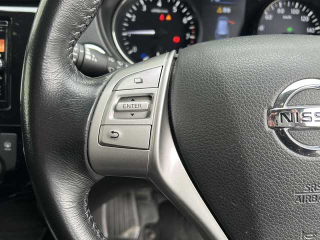 日産 エクストレイル ハイブリッド 20X エマージェンシーブレーキ 埼玉県 2016(平28)年 5.8万km ブリリアントホワイトパール ワンオーナー　/ＥＴＣ　/バックカメラ　/純正ナビ　/純正フロア　/純正オーディオ　/シートヒータ　/ＴＶ／ＦＭ／ＡＭ／ＳＤ／ＡＵＸ／ＢＴ／ＤＶＤ／ＣＤ　/ＨＤＣ　/横滑り防止　/電動リアゲート/Pスタート/レーダー探知機/オートミラ/センターデフロック/レーザーシート/４WD/スマートキー/スペアキー1本　/保証書　/取扱説明書