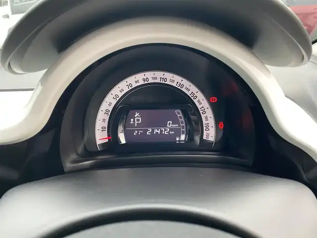 ルノー ルノー トゥインゴ インテンス 福岡県 2024(令6)年 2.2万km ブルードラジェ ・１オーナー/・クルーズコントロール/・ｃａｒｐｌａｙ／Ｂｌｕｅｔｏｏｔｈ／ＵＳＢ／ＡＵＸ/・ハーフレザーシート／シートヒーター/・ＥＴＣ/・純正１７ＡＷ/・保証書/・取扱説明書/・ハロゲンランプ/・オートライト