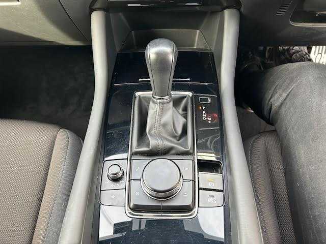 マツダ マツダ３ファストバック XD プロアクティブ 埼玉県 2021(令3)年 7万km マシーングレープレミアムM 全方位カメラ/ドライブレコーダー/ブラインドスポットモニター/オートワイパー/ヘッドアップディスプレイ/純正フロアマット/Bluetooth/レーダークルーズコントロール/ETC/アイドリングストップ/オートマチックハイビーム/純正アルミホイール/スペアキー