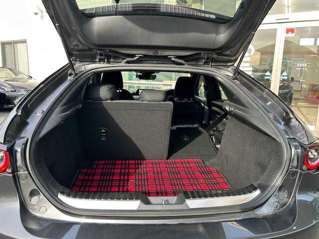 マツダ マツダ３ファストバック XD プロアクティブ 埼玉県 2021(令3)年 7万km マシーングレープレミアムM 全方位カメラ/ドライブレコーダー/ブラインドスポットモニター/オートワイパー/ヘッドアップディスプレイ/純正フロアマット/Bluetooth/レーダークルーズコントロール/ETC/アイドリングストップ/オートマチックハイビーム/純正アルミホイール/スペアキー