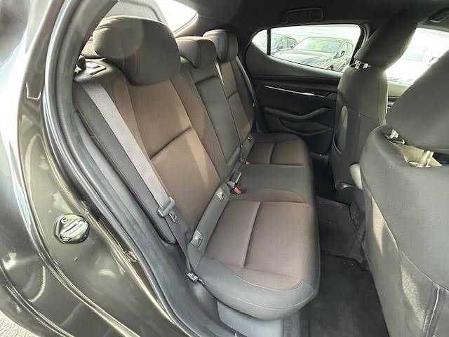 マツダ マツダ３ファストバック XD プロアクティブ 埼玉県 2021(令3)年 7万km マシーングレープレミアムM 全方位カメラ/ドライブレコーダー/ブラインドスポットモニター/オートワイパー/ヘッドアップディスプレイ/純正フロアマット/Bluetooth/レーダークルーズコントロール/ETC/アイドリングストップ/オートマチックハイビーム/純正アルミホイール/スペアキー