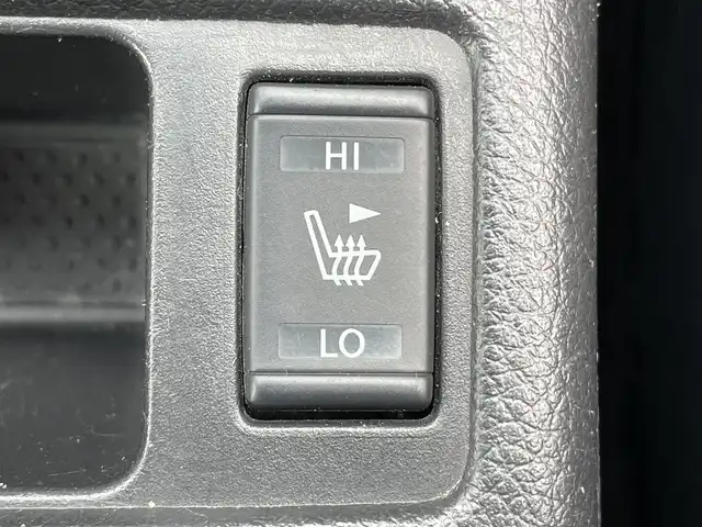 日産 エクストレイル ハイブリッド モード・プレミア オーテック30th 東京都 2017(平29)年 4.2万km ブリリアントホワイトパール 純正ナビ　/バックカメラ　/Ｂｌｕｅｔｏｏｔｈ　/ＣＤ　/サンルーフ　/シートヒーター　/電動リアゲート　/ＥＴＣ　/前後ドライブレコーダー　/ルーフレール　/衝突被害軽減システム　/横滑り防止装置　/オートライト