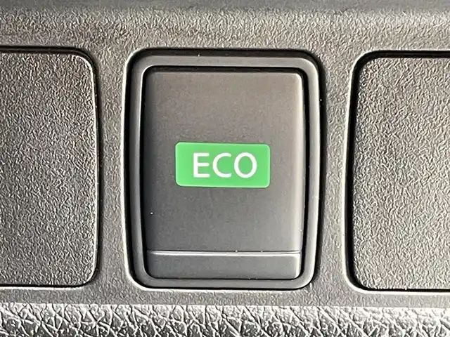 日産 エクストレイル ハイブリッド モード・プレミア オーテック30th 東京都 2017(平29)年 4.2万km ブリリアントホワイトパール 純正ナビ　/バックカメラ　/Ｂｌｕｅｔｏｏｔｈ　/ＣＤ　/サンルーフ　/シートヒーター　/電動リアゲート　/ＥＴＣ　/前後ドライブレコーダー　/ルーフレール　/衝突被害軽減システム　/横滑り防止装置　/オートライト