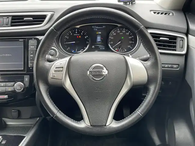 日産 エクストレイル ハイブリッド モード・プレミア オーテック30th 東京都 2017(平29)年 4.2万km ブリリアントホワイトパール 純正ナビ　/バックカメラ　/Ｂｌｕｅｔｏｏｔｈ　/ＣＤ　/サンルーフ　/シートヒーター　/電動リアゲート　/ＥＴＣ　/前後ドライブレコーダー　/ルーフレール　/衝突被害軽減システム　/横滑り防止装置　/オートライト