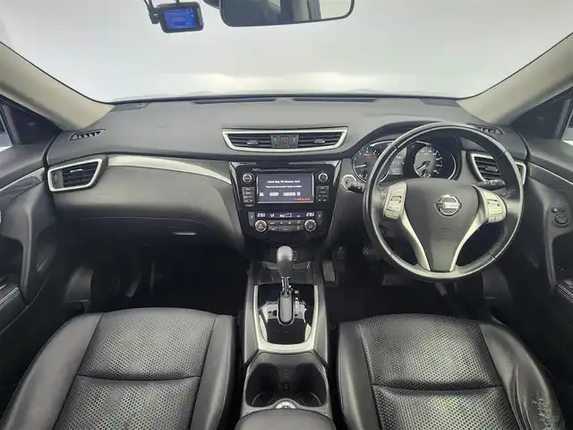 日産 エクストレイル 20X ブラックエクストリーマーX エマB 愛知県 2017(平29)年 6.5万km ダイヤモンドブラック 純正ナビ/アラウンドビューモニター/エマージェンシーブレーキ/車線逸脱警報機能/クルーズコントロール/純正17インチアルミホイール/LEDヘッドライト/ドライブレコーダー/ハーフレザーシート/シートヒーター/スマートキー/プッシュスタート/電動格納ミラー/ETC