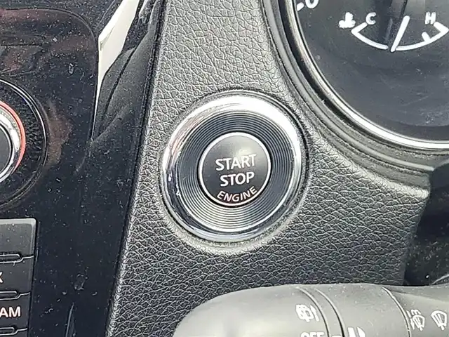 日産 エクストレイル 20X ブラックエクストリーマーX エマB 愛知県 2017(平29)年 6.5万km ダイヤモンドブラック 純正ナビ/アラウンドビューモニター/エマージェンシーブレーキ/車線逸脱警報機能/クルーズコントロール/純正17インチアルミホイール/LEDヘッドライト/ドライブレコーダー/ハーフレザーシート/シートヒーター/スマートキー/プッシュスタート/電動格納ミラー/ETC