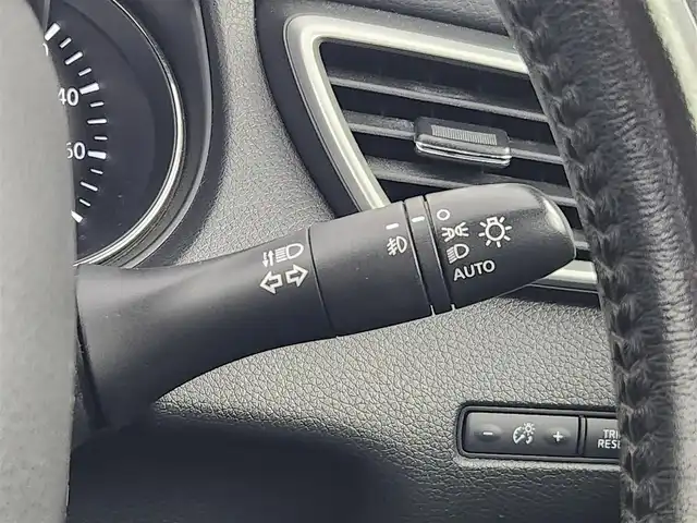 日産 エクストレイル 20X ブラックエクストリーマーX エマB 愛知県 2017(平29)年 6.5万km ダイヤモンドブラック 純正ナビ/アラウンドビューモニター/エマージェンシーブレーキ/車線逸脱警報機能/クルーズコントロール/純正17インチアルミホイール/LEDヘッドライト/ドライブレコーダー/ハーフレザーシート/シートヒーター/スマートキー/プッシュスタート/電動格納ミラー/ETC