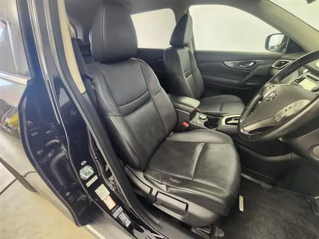 日産 エクストレイル 20X ブラックエクストリーマーX エマB 愛知県 2017(平29)年 6.5万km ダイヤモンドブラック 純正ナビ/アラウンドビューモニター/エマージェンシーブレーキ/車線逸脱警報機能/クルーズコントロール/純正17インチアルミホイール/LEDヘッドライト/ドライブレコーダー/ハーフレザーシート/シートヒーター/スマートキー/プッシュスタート/電動格納ミラー/ETC