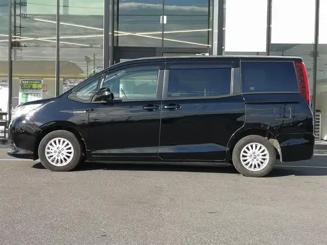 トヨタ ノア ハイブリッド X 茨城県 2014(平26)年 6.9万km ブラック 純正ナビ/【AM・FM・CD・DVD・SD・TV・DS・BT】/フリップダウンモニター/両側パワスラ/ETC/Bカメラ/前後コーナーセンサー/オートライト/LEDライト/オートエアコン/後席AAC/ステリモ/フロアマット/純正アルミホイール/電格ミラー/ウインカーミラー/ドアバイザー