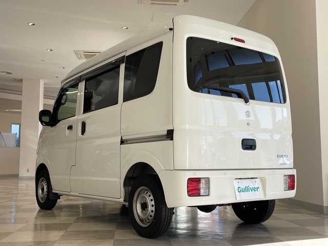 スズキ エブリイ PA リミテッド 福井県 2023(令5)年 2万km スペリアホワイト セーフティサポート/・デュアルカメラブレーキサポート/・後退時ブレーキサポート/・車線逸脱警報機能/・ハイビームアシスト/ETC/ドライブレコーダー/オートライト/オーバーヘッドシェルフ/純正フロアマット/USB充電×2/リモコンキー/アイドリングストップ/純正ドアバイザー