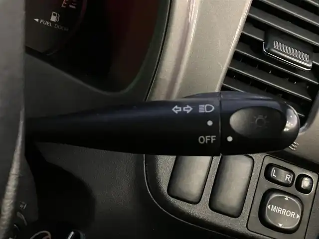 トヨタ ウィッシュ X 三重県 2005(平17)年 12.5万km スーパーホワイトⅡ ♪キーレス/♪LEDヘッドライト/♪ドライブレコーダー/♪フロアマット/♪ドアバイザー/♪プライバシーガラス/♪電格ミラー/♪ETC