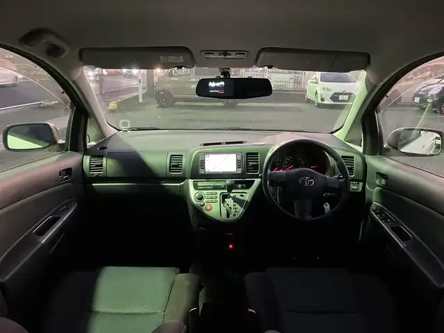 トヨタ ウィッシュ X 三重県 2005(平17)年 12.5万km スーパーホワイトⅡ ♪キーレス/♪LEDヘッドライト/♪ドライブレコーダー/♪フロアマット/♪ドアバイザー/♪プライバシーガラス/♪電格ミラー/♪ETC