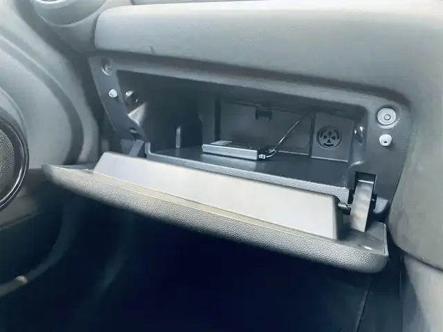 ＭＩＮＩ ミニ クーパー 大阪府 2020(令2)年 3.3万km ペッパー・ホワイト ワンオーナー/純正ＨＤＤナビ/バックカメラ/HIDヘッドライト/ディスプレイリング/純正アームレスト/リモコンキー/プッシュスタート/ETC/コーナーセンサー
