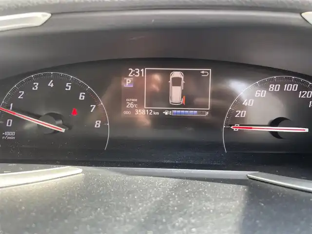 トヨタ シエンタ G 神奈川県 2018(平30)年 3.6万km シルバーM ワンオーナー/両側パワースライドドア/セーフティセンスC/・プリクラッシュセーフティシステム/・レーンディパーチャーアラート/・先行車発進告知機能/前席シートヒーター/純正SDナビ・ワンセグTV/　CD/SD/Bluetooth/バックカメラ/プッシュスタート/スマートキー×２/ビルトインETC/新車時保証書/取扱説明書
