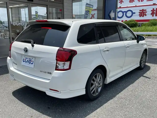 トヨタ カローラ フィールダー HV G エアロツアラー W×B 愛知県 2013(平25)年 7万km ホワイトパールクリスタルシャイン (株)IDOMが運営する【じしゃロン豊川店】の自社ローン専用車両になります。こちらは現金またはオートローンご利用時の価格です。自社ローンご希望の方は別途その旨お申付け下さい/ 純正ディーラーナビ/ バックカメラ/ ETC/ 革巻ステアリング/ ステアリングスイッチ/ ウインカーミラー/ ハーフレザーシート/ トノカバー/ ドアバイザー/ 純正フロアマット