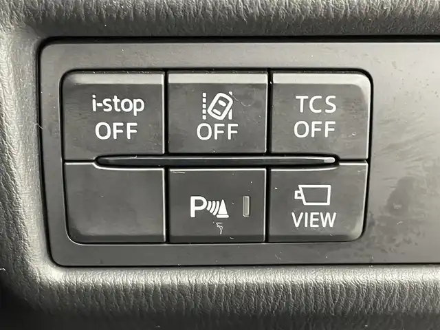 マツダ ＣＸ－５ XD プロアクティブ 富山県 2017(平29)年 6.1万km ジェットブラックマイカ 純正ナビ（AM/FM/CD/DVD/SD/USB/BT）/フルセグTV/バックカメラ/ヘッドアップディスプレイ/アダプティブクルーズコントロール/衝突被害軽減ブレーキ/レーンキープアシスト/オートマチックハイビーム/LEDヘッドライト/コーナーセンサー前後/ステアリングヒーター/前席シートヒーター/前席パワーシート/ドライブレコーダー/ビルトインETC/オートブレーキホールド/スマートキー/プッシュスタート/アイドリングストップ/純正フロアマット