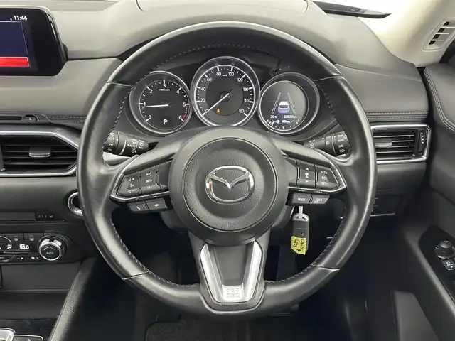 マツダ ＣＸ－５ XD プロアクティブ 富山県 2017(平29)年 6.1万km ジェットブラックマイカ 純正ナビ（AM/FM/CD/DVD/SD/USB/BT）/フルセグTV/バックカメラ/ヘッドアップディスプレイ/アダプティブクルーズコントロール/衝突被害軽減ブレーキ/レーンキープアシスト/オートマチックハイビーム/LEDヘッドライト/コーナーセンサー前後/ステアリングヒーター/前席シートヒーター/前席パワーシート/ドライブレコーダー/ビルトインETC/オートブレーキホールド/スマートキー/プッシュスタート/アイドリングストップ/純正フロアマット