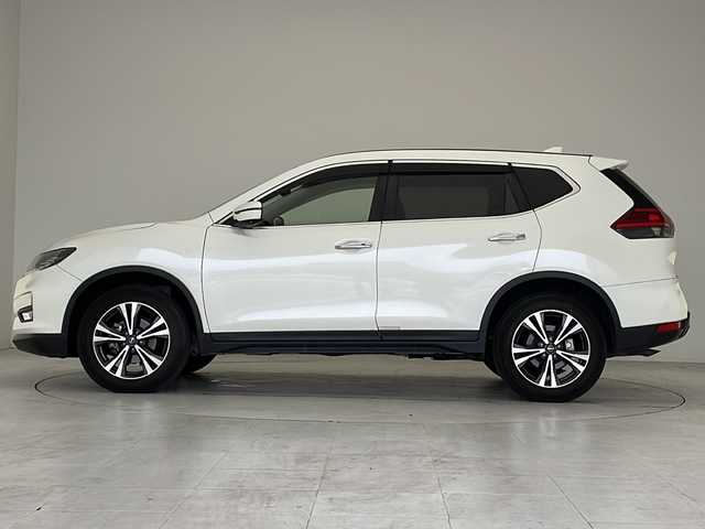 日産 エクストレイル 20X 愛知県 2019(平31)年 4.7万km ブリリアントホワイトパール 純正SD（地図SDカード無し）/全方位カメラ/クルーズコントロール/CD/Bluetooth/バックカメラ/電動リアゲート/コーナーセンサー/純正アルミホイール/LEDヘッドライト/ドライブレコーダー/ETC/4WD/ステアリングスイッチ/スマートキー/プッシュスタート