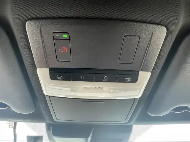 三菱 アウトランダー ＰＨＥＶ P 千葉県 2022(令4)年 4.2万km ブラックダイヤモンド ワンオーナー/衝突軽減ブレーキ/全方位カメラ/純正１２．３インチナビ/ＢＯＳＥサウンド/置くだけ充電/パワーバックドア/黒レザーシート/シートヒーター　/ステアリングヒーター/ＬＥＤヘッドライト