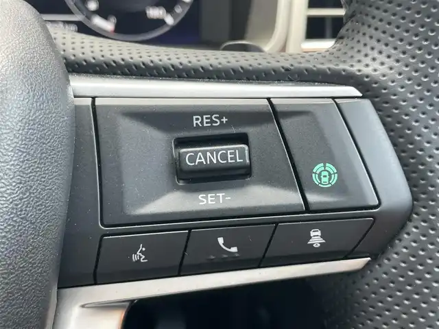 三菱 アウトランダー ＰＨＥＶ P 千葉県 2022(令4)年 4.2万km ブラックダイヤモンド ワンオーナー/衝突軽減ブレーキ/全方位カメラ/純正１２．３インチナビ/ＢＯＳＥサウンド/置くだけ充電/パワーバックドア/黒レザーシート/シートヒーター　/ステアリングヒーター/ＬＥＤヘッドライト