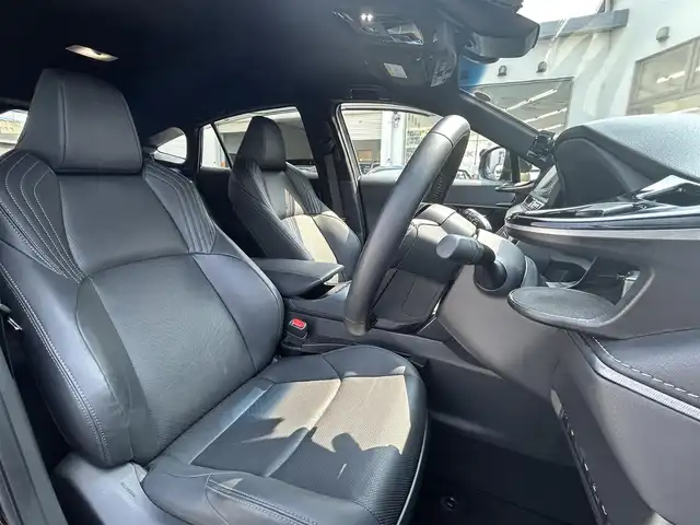 トヨタ ハリアー Z レザーパッケージ 福岡県 2024(令6)年 1.9万km プレシャスブラックパール ワンオーナー/メーカーナビ（フルセグTV・Bluetooth・AM・FM）/モデリスタエアロ/JBLスピーカー/クルーズコントロール/クリアランスソナー/アラウンドビューモニター/バックカメラ/ビルトインETC/電動リアゲート/パワーシート（運転席・助手席）/エアーシート/ステアリングヒーター/ウインカーミラー/純正19インチホイール/純正フロアマット/本革シート/コーナーセンサー（前後）/LEDヘッドライト/カーテンエアバック/レーンキープアシスト/スマートキー×２本/オートライト/オートマチックハイビーム/横滑り防止装置/盗難防止装置/AACエアコン/プッシュスタートボタン/パワーウインドウ/パワーステアリング/取扱説明書/保証書