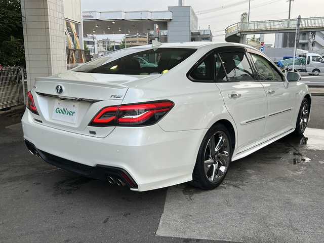 トヨタ クラウン ハイブリッド RS アドバンス 京都府 2019(平31)年 8万km ホワイトパールクリスタルシャイン 純正SDナビ/トヨタセーフティセンス /プリクラッシュセーフティ/レーンディパーチャーアラート/レーダークルーズコントロール/オートマチックハイビーム/Bluetooth/CD/DVD再生機能有/USB/フルセグTV/AUX/Miracast/BSM /HUD /バックカメラ　/前後コーナーセンサー　/フロントフォグランプ/ウィンカーミラー/前席パワーシート　/パドルシフト　/スマートキー　/前席シートヒーター/エアシート　/ステアリングヒーター/デュアルエアコン/ポジションメモリー/純正AW18インチ/パワーステアリング/パワーウィンドウ/アイドリングストップ/横滑り防止装置/Wサイドエアバッグ