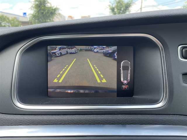 ボルボ Ｖ４０ D4 インスクリプション 福岡県 2017(平29)年 5.8万km ブラック 純正7型HDDナビ（フルセグTV/CD/DVD/BT）バックモニターレーダークルコンコーナーセンサーブラインドスポットパーキングアシストETC前後ドラレコシートヒーターハンドルヒーター純正LEDヘッドライト純正17インチアルミホイール純正フロアマットパワーシートプッシュスタートスマートキー