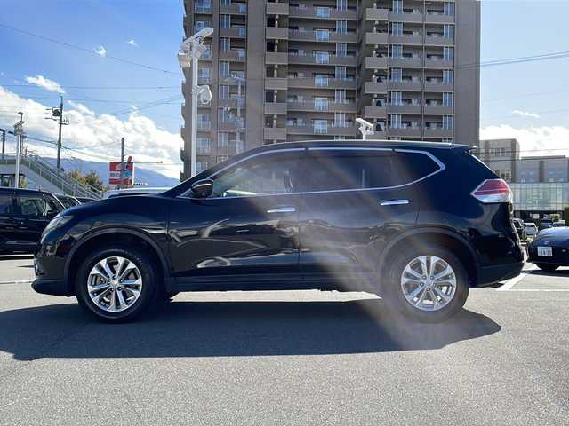 日産 エクストレイル 20X エクストリーマーX Eブレーキ 長野県 2014(平26)年 5.2万km ダイヤモンドブラック 禁煙車/・車線逸脱防止支援システム/・後側方車両検知警報/・後退時車両検知警報/・インテリジェントエマージェンシーブレーキ/・インテリジェントアラウンドビューモニター/4×4i【2WD切替可】/純正ナビ（CD/フルセグTV/Bluetooth/AUX）/ビルトインETC/クルーズコントロール/革巻きステアリング/ステアリングスイッチ/シートヒーター（D・N席）/フォグランプ/オートライト/スマートキー/Pスタート/電動格納ミラー/純正17インチAW/純正フロアマット