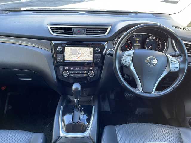 日産 エクストレイル 20X エクストリーマーX Eブレーキ 長野県 2014(平26)年 5.2万km ダイヤモンドブラック 禁煙車/・車線逸脱防止支援システム/・後側方車両検知警報/・後退時車両検知警報/・インテリジェントエマージェンシーブレーキ/・インテリジェントアラウンドビューモニター/4×4i【2WD切替可】/純正ナビ（CD/フルセグTV/Bluetooth/AUX）/ビルトインETC/クルーズコントロール/革巻きステアリング/ステアリングスイッチ/シートヒーター（D・N席）/フォグランプ/オートライト/スマートキー/Pスタート/電動格納ミラー/純正17インチAW/純正フロアマット