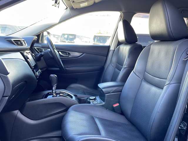 日産 エクストレイル 20X エクストリーマーX Eブレーキ 長野県 2014(平26)年 5.2万km ダイヤモンドブラック 禁煙車/・車線逸脱防止支援システム/・後側方車両検知警報/・後退時車両検知警報/・インテリジェントエマージェンシーブレーキ/・インテリジェントアラウンドビューモニター/4×4i【2WD切替可】/純正ナビ（CD/フルセグTV/Bluetooth/AUX）/ビルトインETC/クルーズコントロール/革巻きステアリング/ステアリングスイッチ/シートヒーター（D・N席）/フォグランプ/オートライト/スマートキー/Pスタート/電動格納ミラー/純正17インチAW/純正フロアマット