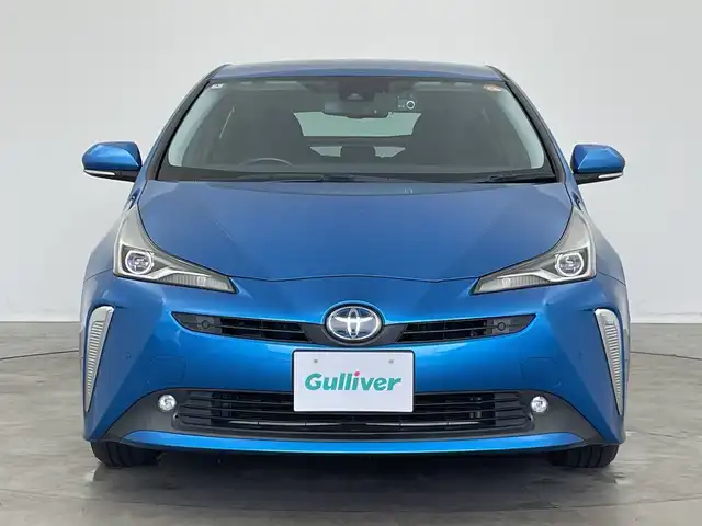 トヨタ プリウス A 新潟県 2020(令2)年 9.5万km ブルーM 純正メモリナビ【NSZT-Y68T】/　フルセグTV/Bluetooth/CD/DVD/レーダークルーズコントロール/衝突被害軽減ブレーキ/レーンキープアシスト/ブラインドスポットモニター/リヤクロストラフィックアラート/パーキングサポートブレーキ/前後コーナーセンサー/D席パワーシート/前後ドライブレコーダー/バックモニター/ビルトインETC/横滑り防止装置/ヘッドアップディスプレイ/LEDヘッドライト/オートマチックハイビーム/オートライト/ステアリングスイッチ
