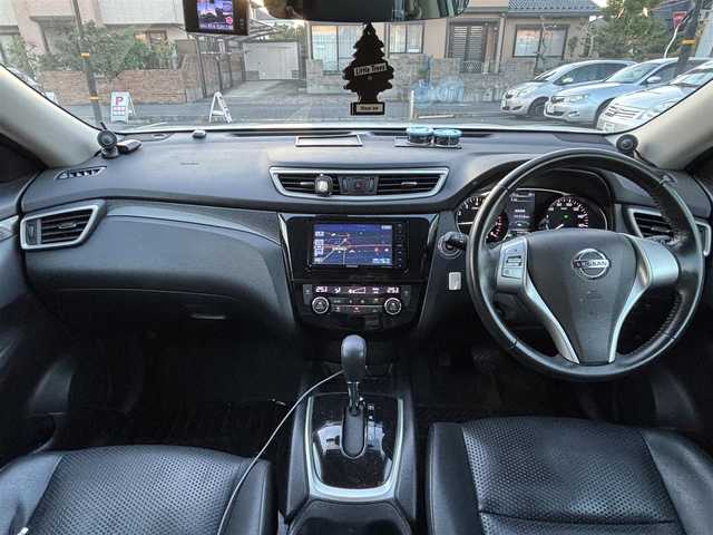 日産 エクストレイル ハイブリッド 20X エマージェンシーブレーキ 茨城県 2015(平27)年 11.5万km ブリリアントホワイトパール 登録時走行距離114732km/SDナビ/CD/DVD/Bluetooth/バックカメラ/シートヒーター/レーンキープ/レザーシート/衝突軽減ブレーキ/スマートキー/プッシュスタート/コーナーセンサー/LEDライト/ETC/オートライト