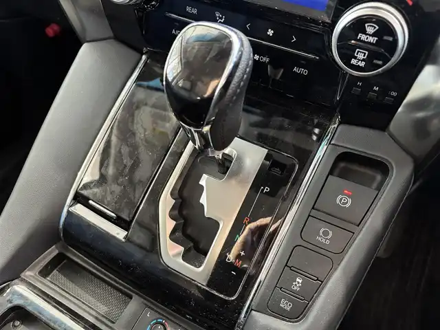 トヨタ アルファード S Cパッケージ 愛知県 2021(令3)年 5万km ホワイトパールクリスタルシャイン ワンオーナー/純正ナビ(フルセグ/BT/USB/DVD/CD/AM/FM)/純正フリップダウンモニター/ETC2.0/前後ドライブレコーダー/バックカメラ/両側パワースライドドア/電動リアゲート/オットマン/三列シート/パワーシート/シートヒーター/シートクーラー/レザーシート/チップアップシート/純正フロアマット/アクティブクルーズコントロール/ABS/横滑り防止装置/レーンキープアシスト/盗難防止装置/衝突被害軽減システム/オートライト/オートマチックハイビーム/パワーステアリング/パワーウィンドウ/ハンドルヒーター/電動格納式ミラー/ドアバイザー/フォグランプ/純正アルミホイール/保証書/取扱説明書/スマートキー/スペアキー