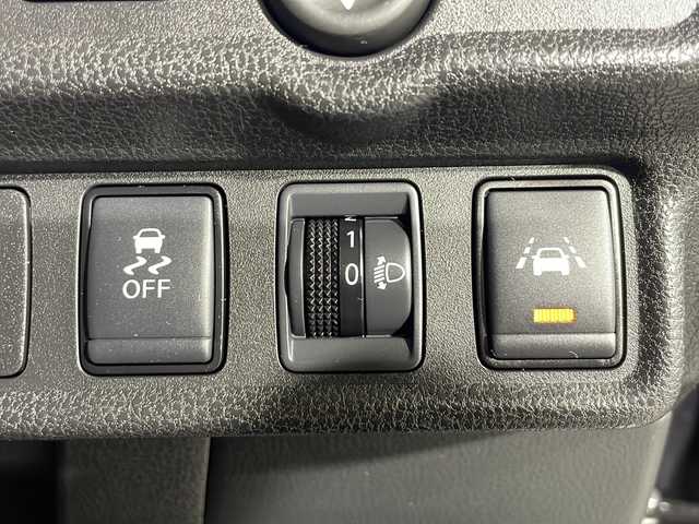 日産 ノート e－パワー B 沖縄県 2019(令1)年 6.8万km ダークメタルグレー 禁煙車/社外ナビAVIC-RZ002/Ｂｌｕｅｔｏｏｔｈ/アラウンドビューカメラ/バックカメラ/デジタルインナーミラー/レーンキープアシスト/コーナーセンサー/衝突被害軽減システム/スマートキー/スペアキー