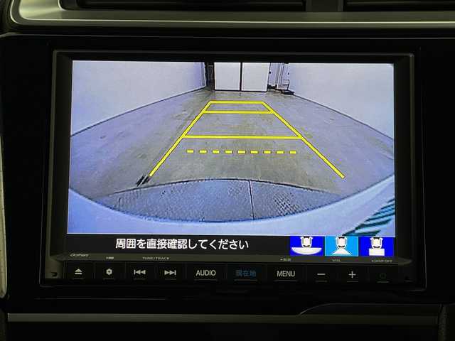 ホンダ フィット 13G L ホンダセンシング 新潟県 2019(平31)年 1.6万km プラチナホワイトパール ホンダセンシング/純正8インチSDナビ/　CD/DVD/Bluetooth/フルセグTV/バックカメラ/レーダークルーズコントロール/LEDヘッドライト/LEDフォグランプ/電格ミラー/ウィンカーミラー/ドラレコ/スマートキー/ビルトインETC