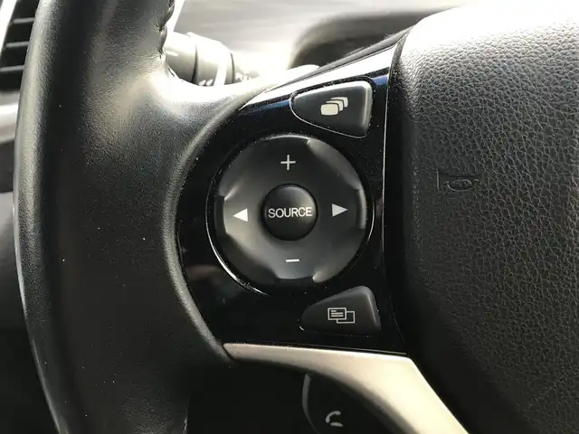 ホンダ ジェイド ハイブリッド X 宮城県 2016(平28)年 7万km モダンスティールM 純正ナビ/フルセグTV/Bluetooth/バックカメラ/左サイドカメラ/衝突被害軽減ブレーキ/レーンキープアシスト/レーダークルーズコントロール/ハーフレザーシート/ステアリングスイッチ/革巻きステアリング/プッシュスタート/スマートキー/スペアキー１本/LEDヘッドライト/オートライト/ETC