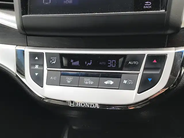 ホンダ ジェイド ハイブリッド X 宮城県 2016(平28)年 7万km モダンスティールM 純正ナビ/フルセグTV/Bluetooth/バックカメラ/左サイドカメラ/衝突被害軽減ブレーキ/レーンキープアシスト/レーダークルーズコントロール/ハーフレザーシート/ステアリングスイッチ/革巻きステアリング/プッシュスタート/スマートキー/スペアキー１本/LEDヘッドライト/オートライト/ETC