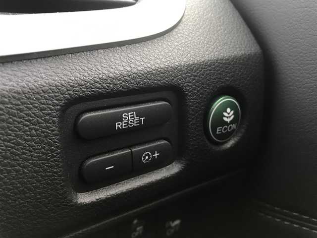 ホンダ ジェイド ハイブリッド X 宮城県 2016(平28)年 7万km モダンスティールM 純正ナビ/フルセグTV/Bluetooth/バックカメラ/左サイドカメラ/衝突被害軽減ブレーキ/レーンキープアシスト/レーダークルーズコントロール/ハーフレザーシート/ステアリングスイッチ/革巻きステアリング/プッシュスタート/スマートキー/スペアキー１本/LEDヘッドライト/オートライト/ETC