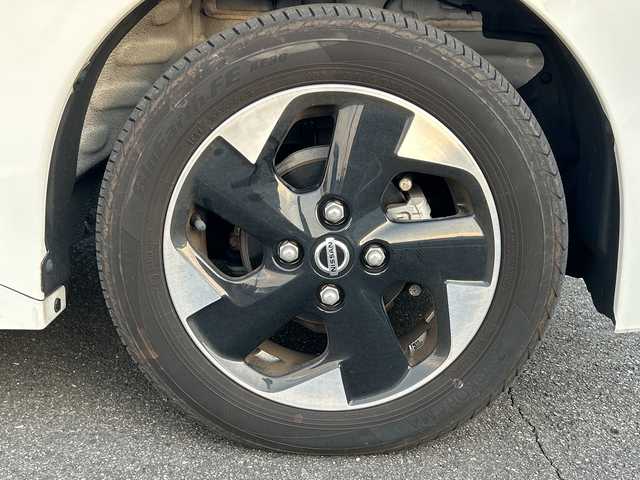 日産 ルークス ハイウェイスター Gターボ 佐賀県 2021(令3)年 5.7万km ホワイトパール/チタニウムグレー 2トーン 純正9インチナビゲーション/アラウンドビューモニター/前方ドライブレコーダー/片側パワースライドドア/左側ハンズフリースライドドア/車線逸脱警報/エマージェンシーブレーキ/LEDヘッドライト/フォグランプ/ヘッドライトレベライザー/純正15インチアルミホイール